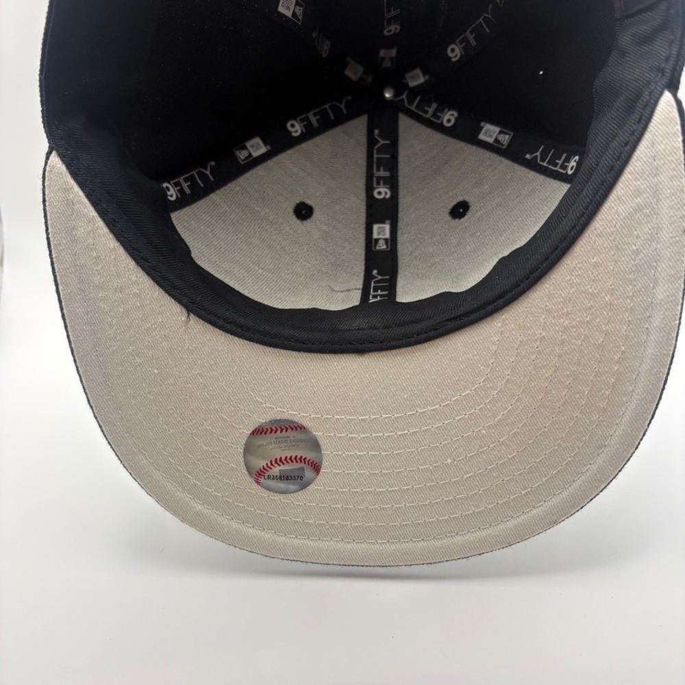 New Era 9FIFTY Snapback Milwaukee Brewers Hat Grey Black Logo Cap MLB One Size - Picture 4 of 7